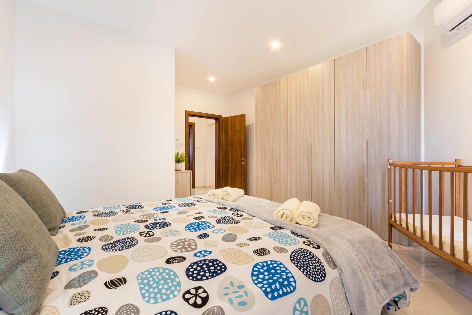 H2 -Modern And Spacious 3 Bedroom Apartment San Ġwann Екстериор снимка