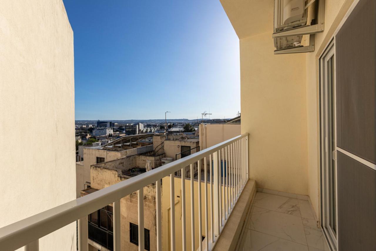 H2 -Modern And Spacious 3 Bedroom Apartment San Ġwann Екстериор снимка