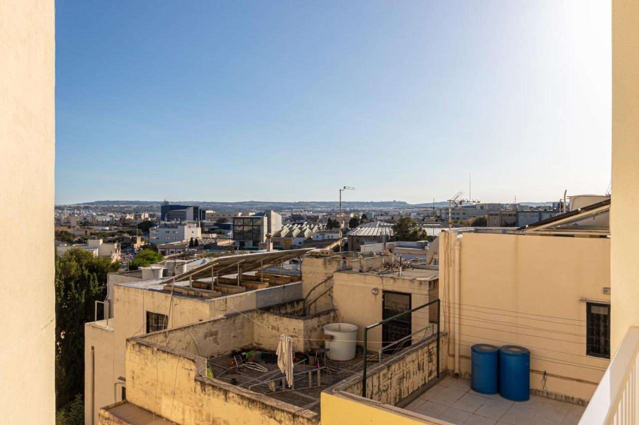 H2 -Modern And Spacious 3 Bedroom Apartment San Ġwann Екстериор снимка