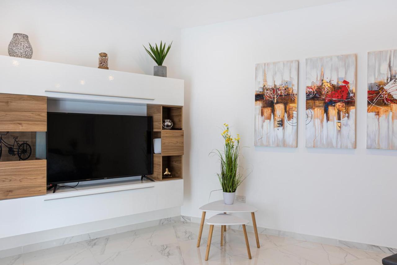 H2 -Modern And Spacious 3 Bedroom Apartment San Ġwann Екстериор снимка